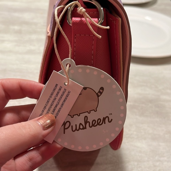 NWT Loungefly Pusheen Unicorn Ombré Chain Strap Crossbody Bag - Picture 11 of 11